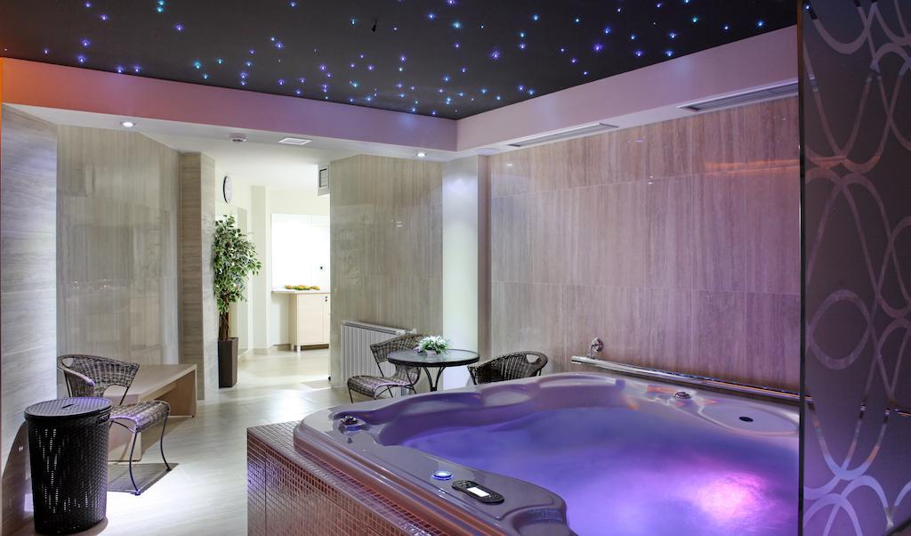 Garni Hotel Aveny Čačak Eksteriør bilde
