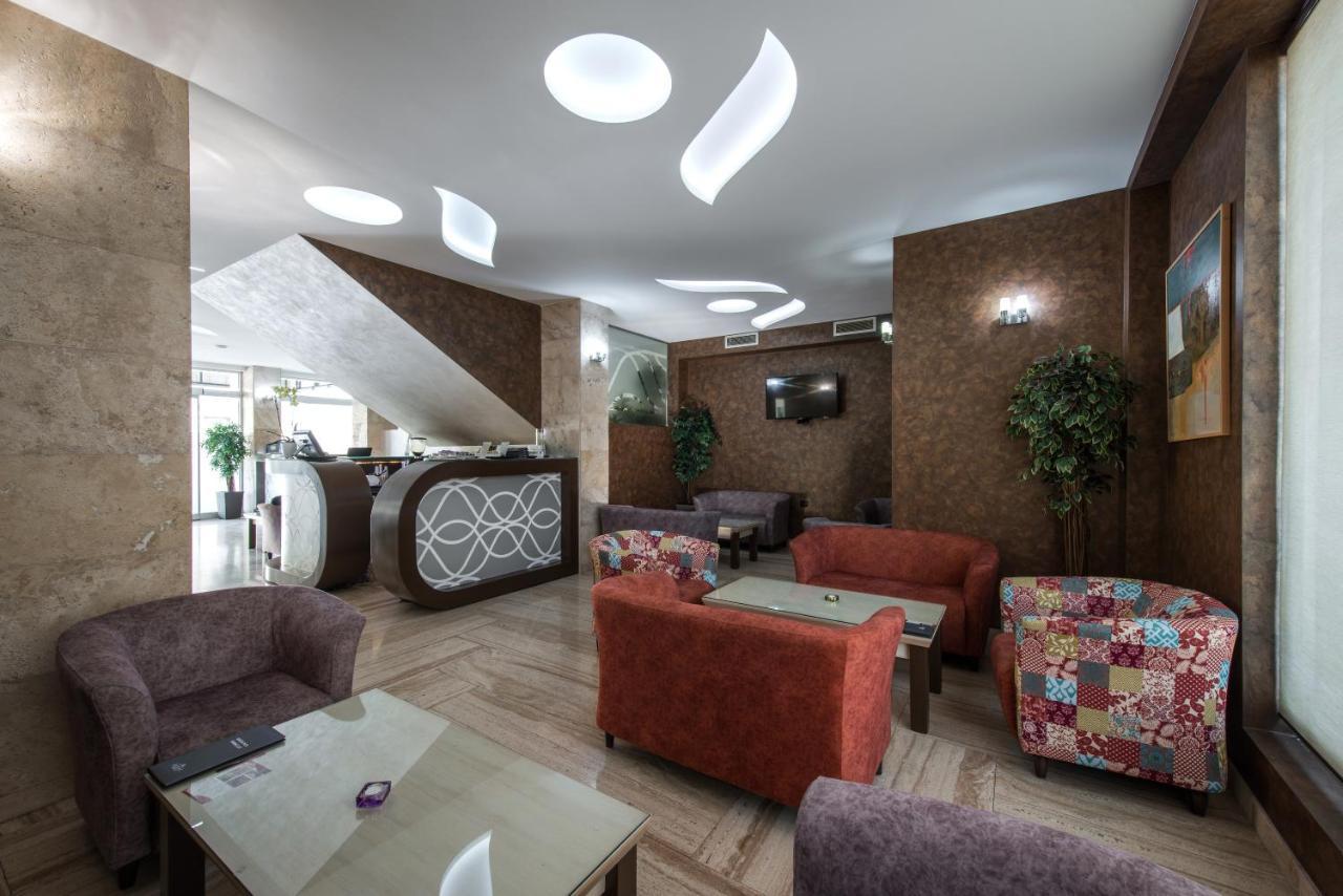 Garni Hotel Aveny Čačak Eksteriør bilde